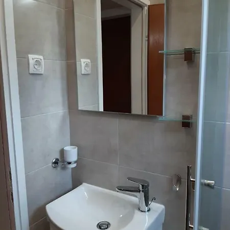 Mirjana Apartment *