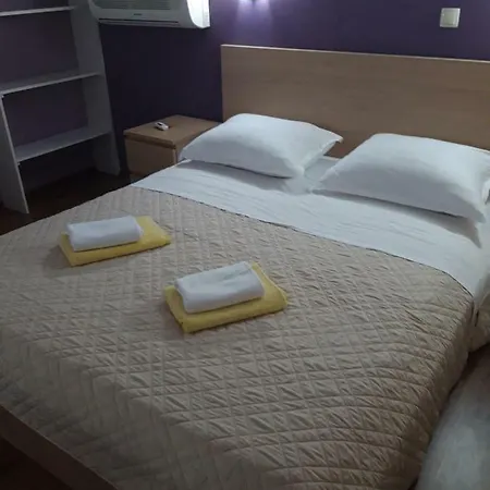 Mirjana Apartment *
